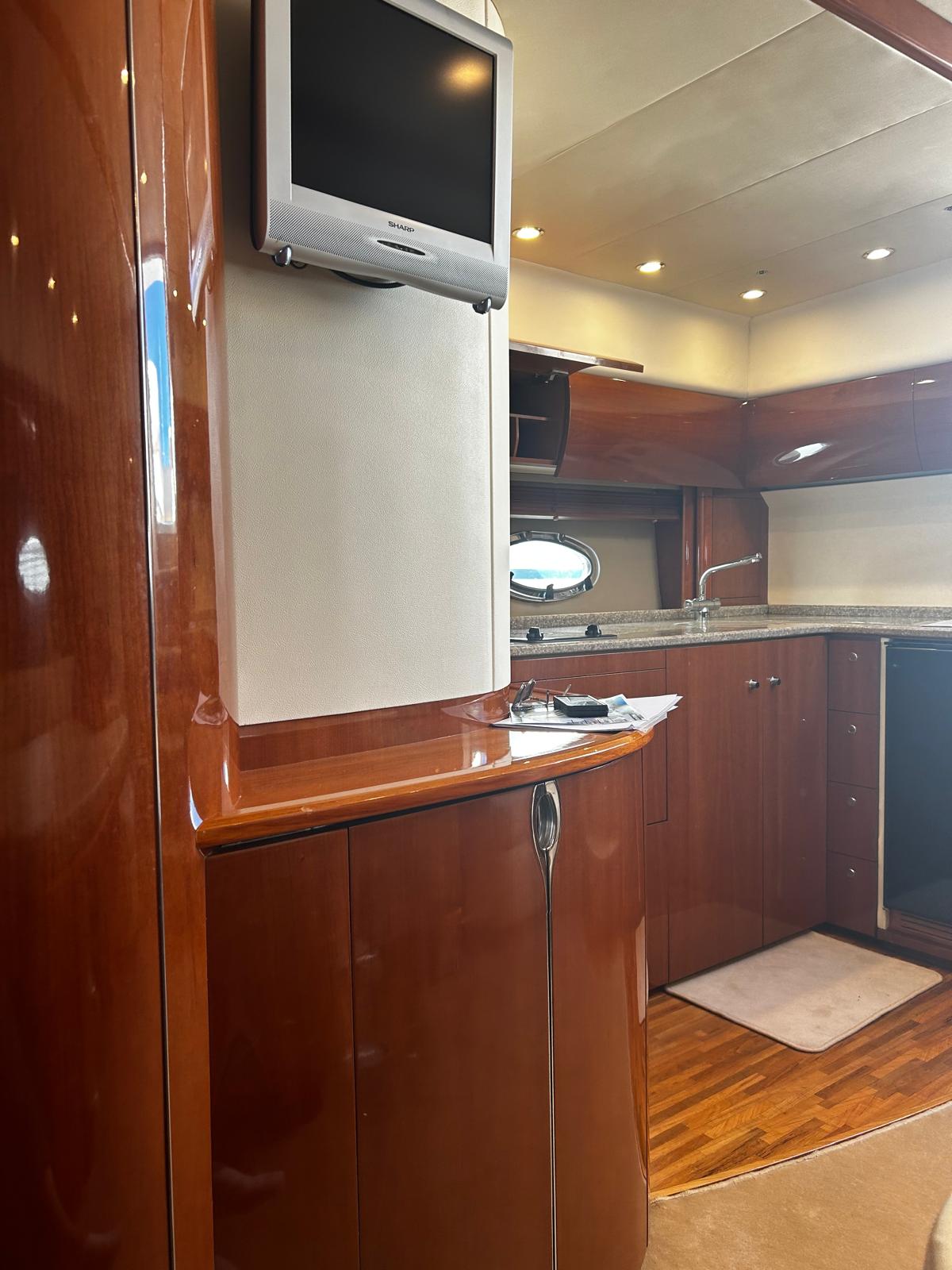 PRINCESS V48 2005-2006 RYB (36)